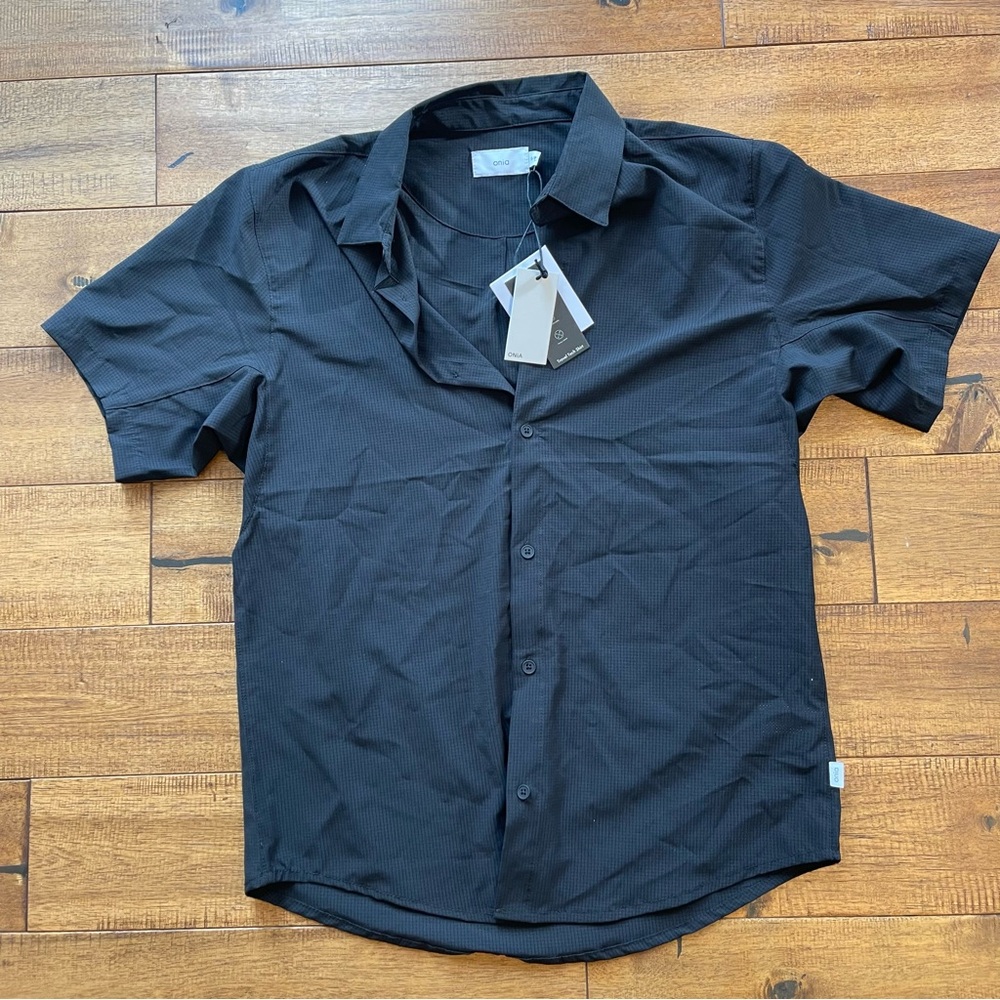 Onia Mens Small Travel Tech Shirt Button Down Collar Black Breathable Comfort